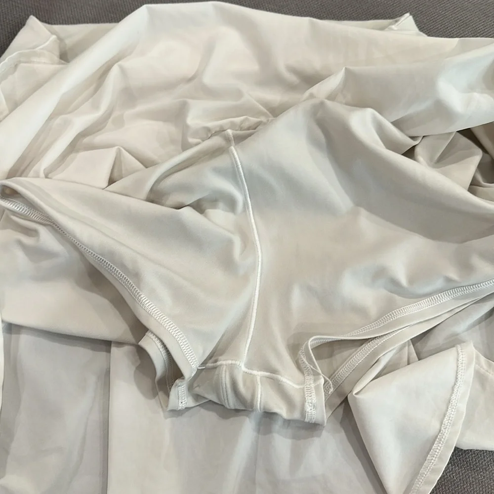 Aerie offline white mini skirt skort - Picture 4 of 6